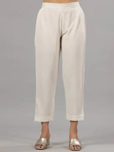 Woemen Natural Rayon Flex Solid Pants